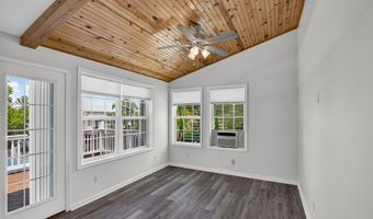 9002 Alabama St, Bay St. Louis, MS 39520