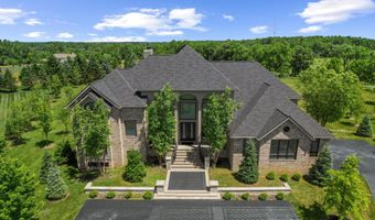 5636 Meadow Ln, Ann Arbor, MI 48105