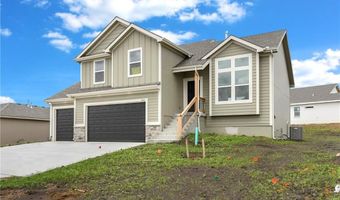 1640 Grayhawk Dr, Basehor, KS 66007