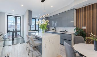 1332 G St SE 3, Washington, DC 20003