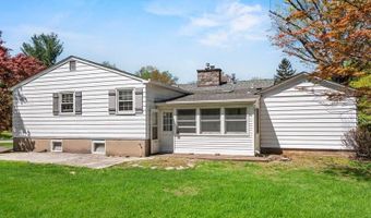 76 S Airmont Rd, Airmont, NY 10901