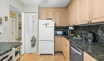 75 Harbor N, Amityville, NY 11701