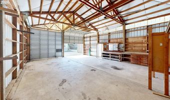 15931 OCEANVIEW Dr, Brookings, OR 97415
