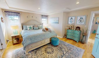 814 PARADISE Ln, Brookings, OR 97415