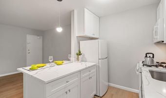 4367 AMERICANA Drive Unit F 104 F 104, Annandale, VA 22003