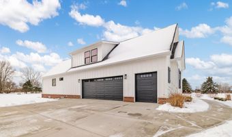 21572 34 Mile, Armada, MI 48005