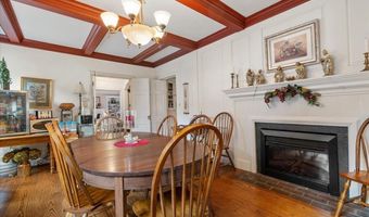 1670-1694 Church St, Appomattox, VA 24522