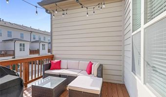 1097 Township Sq, Alpharetta, GA 30022