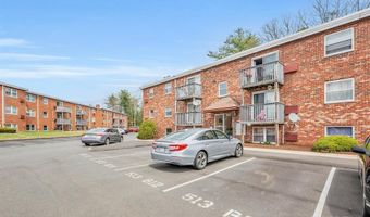 513 Emmett St, Bristol, CT 06010