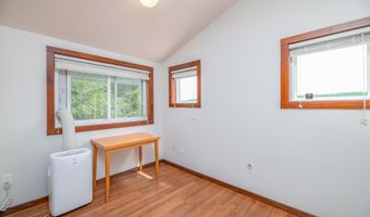 4 Tabert Ln, Belgrade, ME 04917