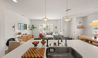 303 Citrine Trl, Fallbrook, CA 92028