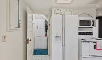 935 SPRINGHILL Dr, Albany, OR 97321