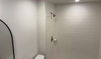 803 LATCHMERE Ct 104, Annapolis, MD 21401