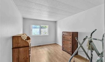 96 Pheasant Ln, Oceanside, CA 92057