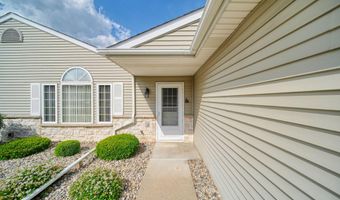 2503 Lakewood Dr, Adrian, MI 49221