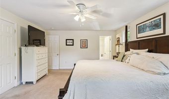 673 Metacom Ave 50, Bristol, RI 02809