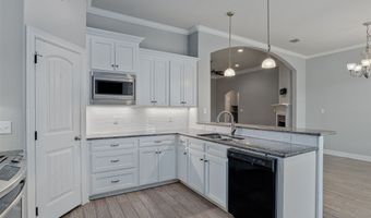 214 Roanoke Cir, Benton, LA 71006
