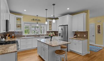 106 White Pines Trl, Charlestown, RI 02813
