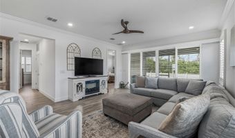1065 SIGNET Dr, Apollo Beach, FL 33572