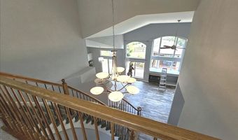 2317 Barrett Dr, Algonquin, IL 60102