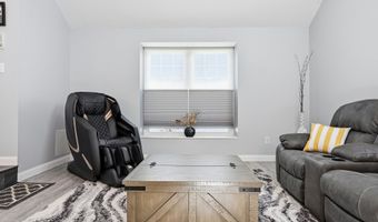 275 Inland Cir, Avon, IN 46123