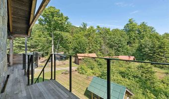 817 Gulf Rd, Barnard, VT 05031