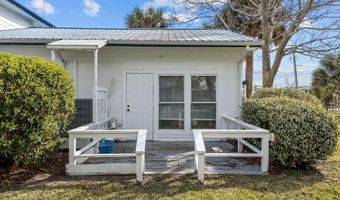 319 Old Causeway Rd, Atlantic Beach, NC 28512