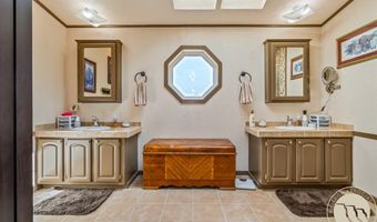 12 Avis St, Absarokee, MT 59001