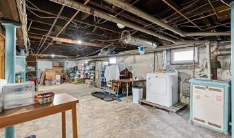 29 E GLOUCESTER Pike, Barrington, NJ 08007