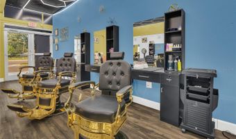 123 W MAIN St, Apopka, FL 32703