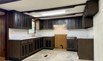 5016 Townsend Rd, Athens, OH 45701