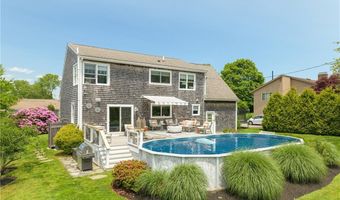 7 Maloney Ln, Middletown, RI 02842