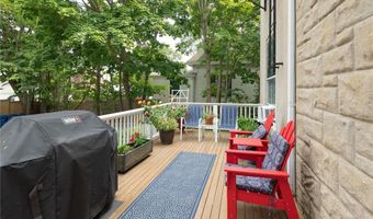 90 Rhode Island Ave 2, Newport, RI 02840