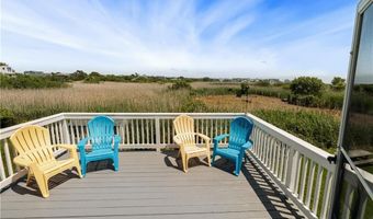 16 Elm Ave, Narragansett, RI 02882