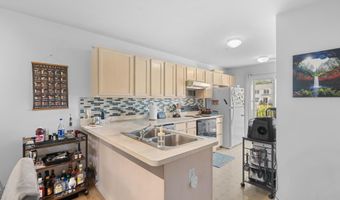 1876 Lindsay Ln, Ann Arbor, MI 48104