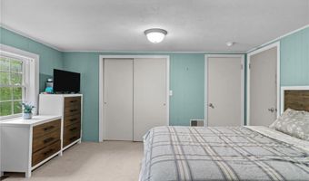 223 Chopmist Hill Rd, Glocester, RI 02814
