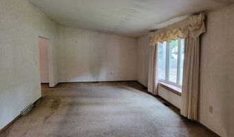 506 Forest Brook Dr, Absecon, NJ 08205