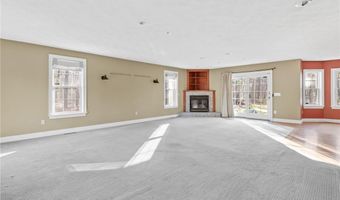 44 Azalea Ave, Exeter, RI 02822