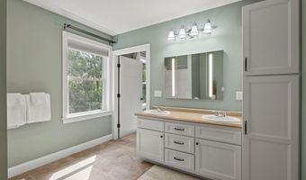 271 Red Gate Ln, Acton, ME 04001