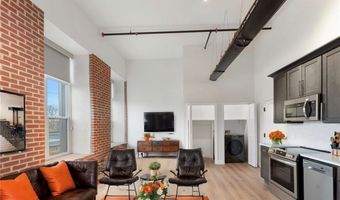 64 Mill St, Johnston, RI 02919