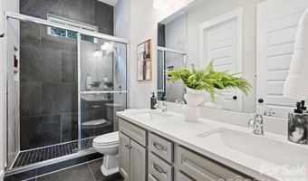 3030 Attaberry Dr, Charlotte, NC 28205