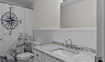 401 Bellevue Ave 214, Newport, RI 02840