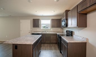 116 Pin Oak Dr, Aurora, MO 65605