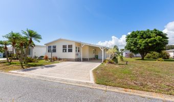 333 Loquat Dr, Barefoot Bay, FL 32976