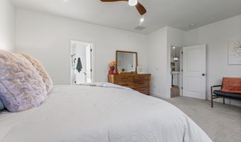 1812 Water Oak Way, Avon, IN 46123