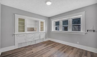 256 E York St, Akron, OH 44310