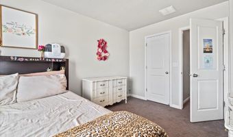 1046 W Hero Ct, Bluffdale, UT 84065
