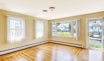 247 Grosvenor Ave, North Providence, RI 02904