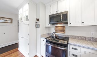 22 Porter Rd, Belfast, ME 04915