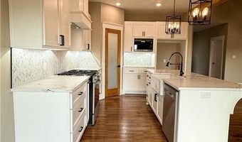 523 Joann Way, Barling, AR 72923